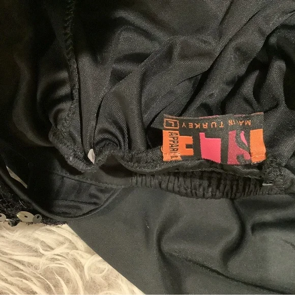 Little Black Dress - Picture 4 of 4